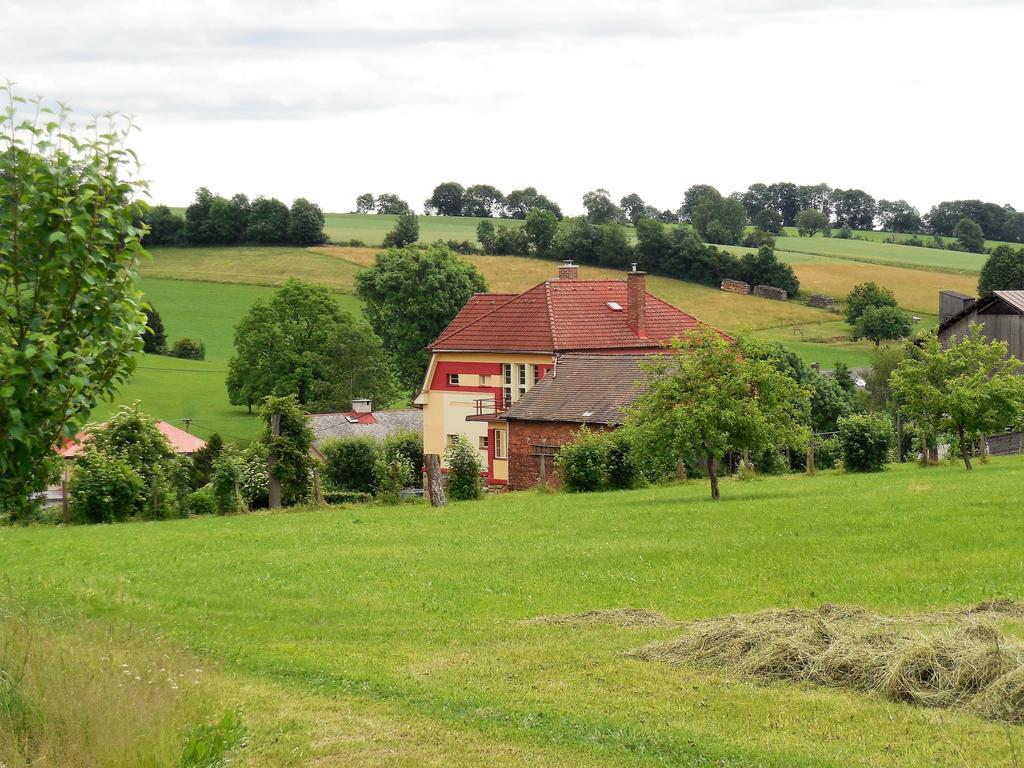 Familiehuis Fuchs Horni Branna Exterior foto
