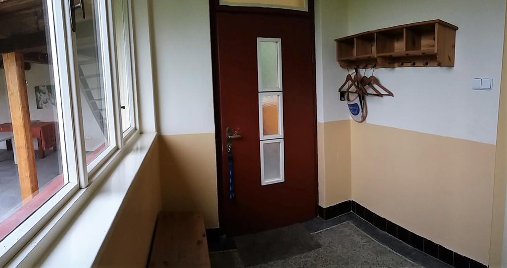 Familiehuis Fuchs Horni Branna Exterior foto